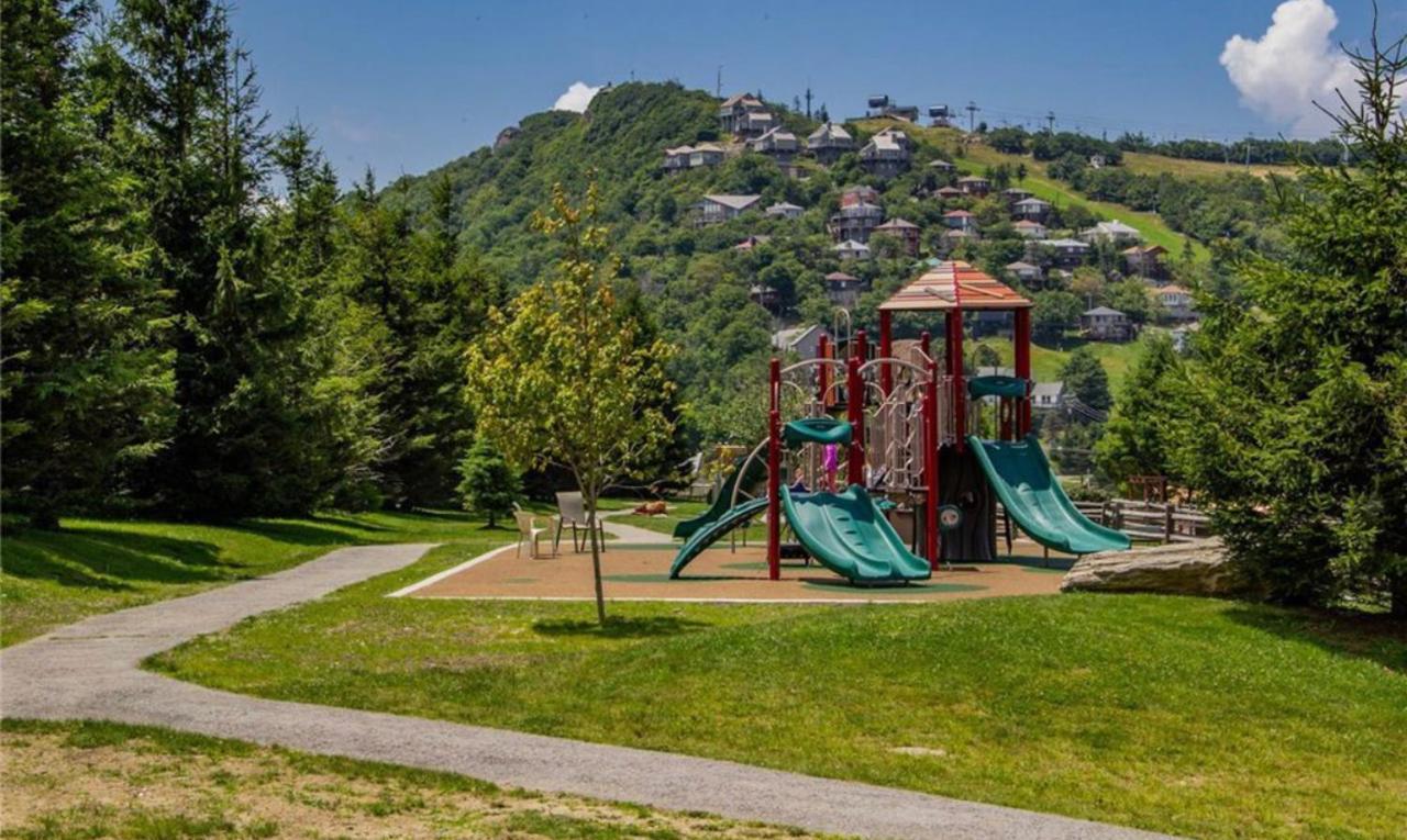 Adventure Awaits Aparthotel Beech Mountain Exterior photo